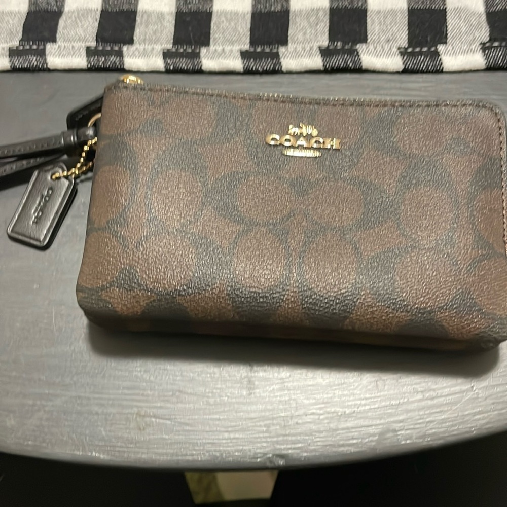 Coach double zip wristlet
